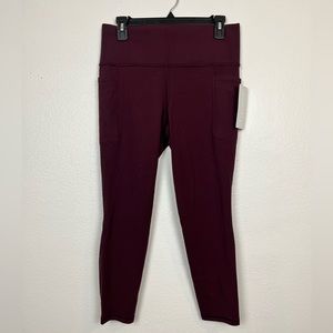 NWT Athleta Salutation Stash Pocket II 7/8 Tights